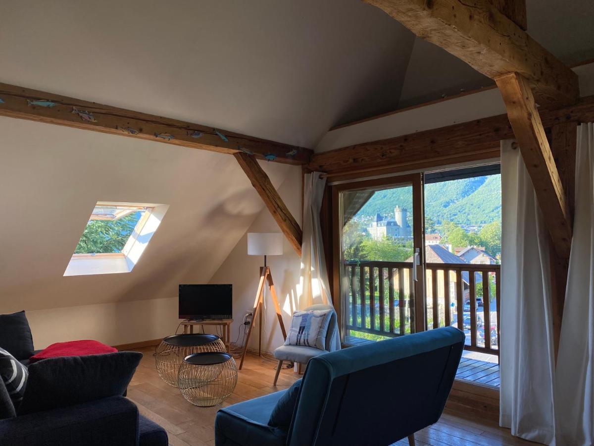 Top Floor Duplex With Private Beach Duingt Exterior foto